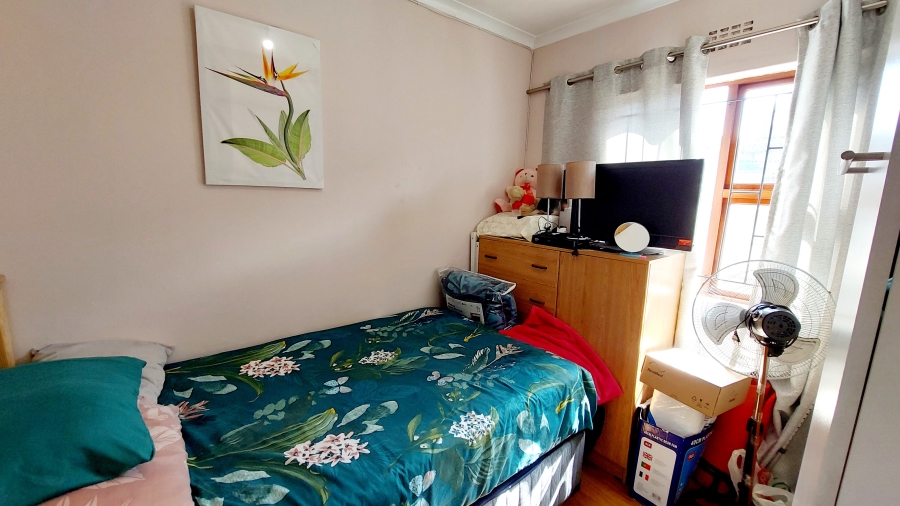 2 Bedroom Property for Sale in Highbury Park Western Cape